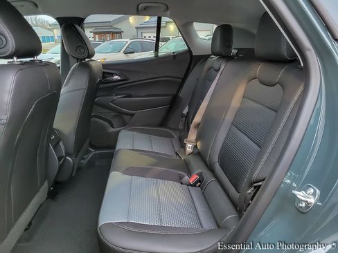 New 2026 Chevrolet Trax LT w/ LT Convenience Package image 9