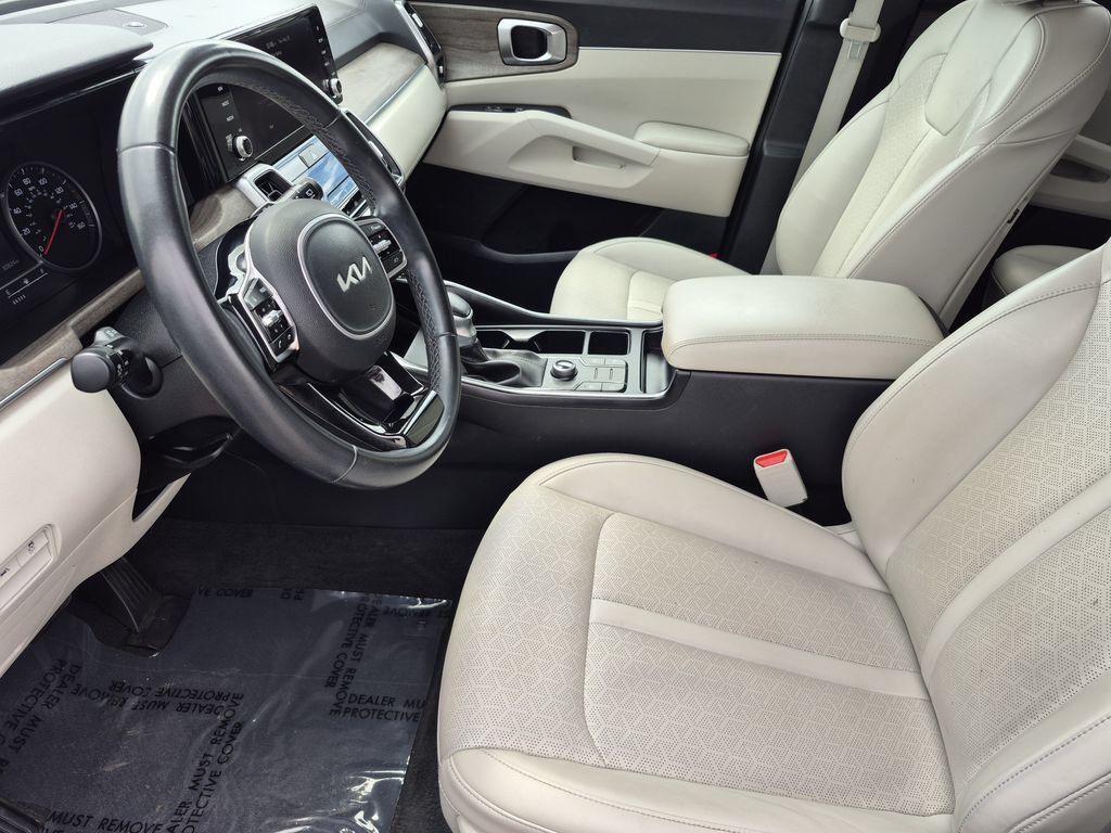 Certified 2023 Kia Sorento S AWD/4WD image 11