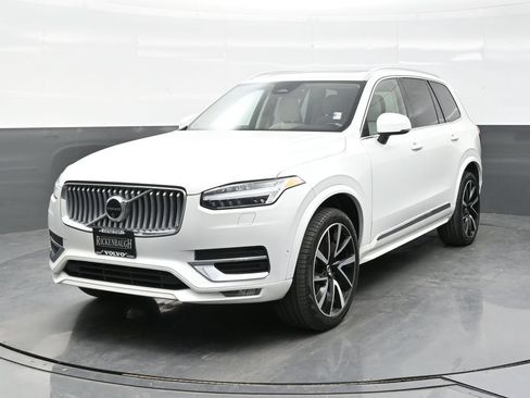 Used 2024 Volvo XC90 B6 Plus w/ Protection Package Premier AWD/4WD image 2