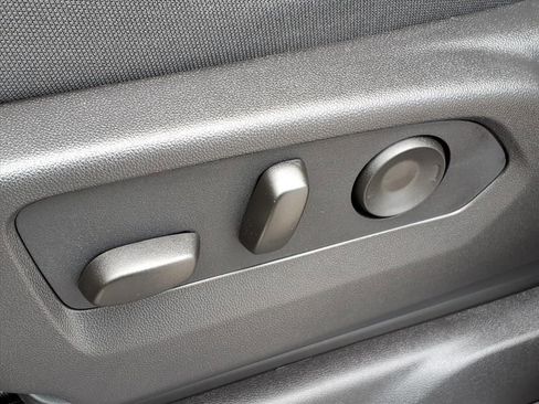 Used 2026 Chevrolet Silverado 1500 Custom image 20