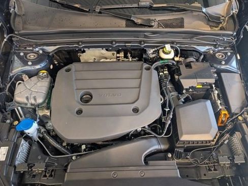 New 2026 Volvo XC40 B5 Ultra w/ Protection Package Premier image 29