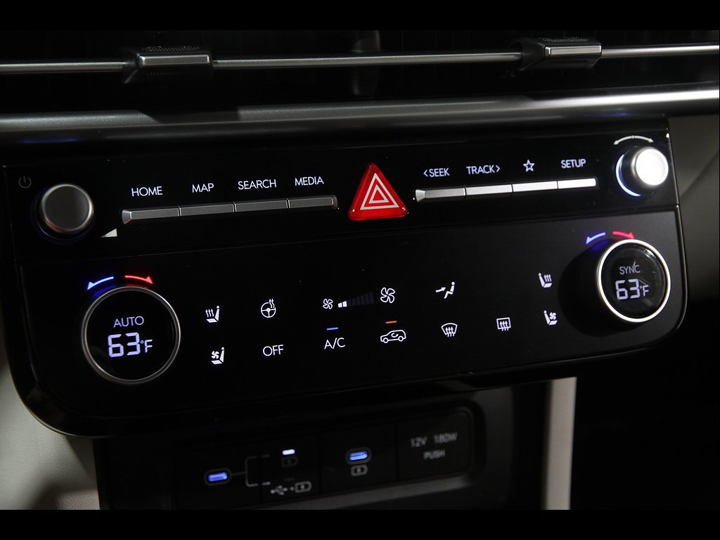 Certified 2026 Hyundai Tucson Limited AWD/4WD image 17