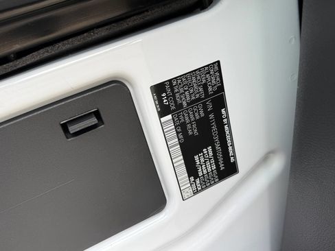 Used 2021 Mercedes-Benz Sprinter 4500 image 18