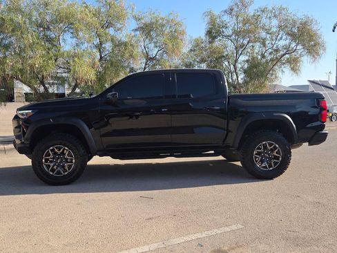 Used 2026 Chevrolet Colorado ZR2 w/ Technology Package AWD/4WD image 5
