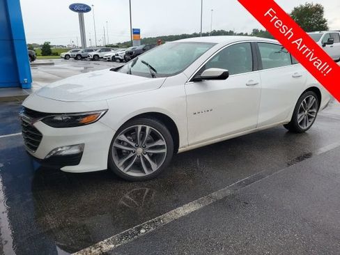 Used 2022 Chevrolet Malibu LT FWD image 1