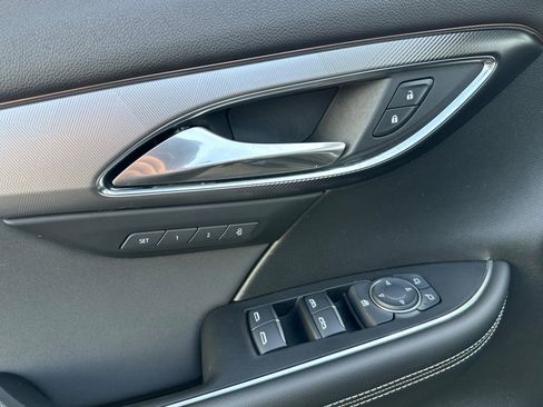 Used 2025 Buick Envision Sport Touring image 10