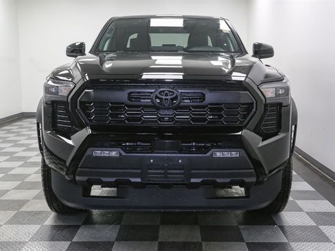 New 2025 Toyota Tacoma TRD Off-Road image 3