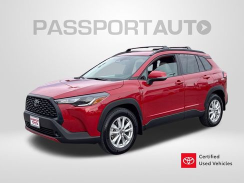 Certified 2023 Toyota Corolla Cross LE image 1