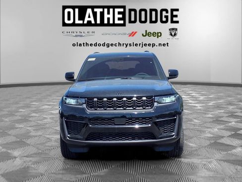 New 2026 Jeep Grand Cherokee L 4WD image 31