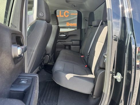 Used 2019 Chevrolet Silverado 1500 Custom Trail Boss w/ Custom Convenience Package AWD/4WD image 18