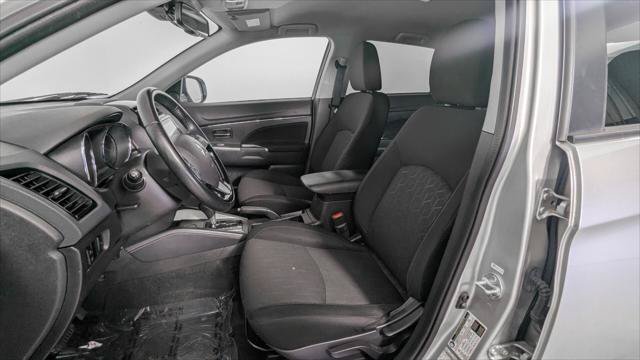 Used 2021 Mitsubishi Outlander Sport SE FWD image 14