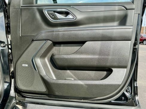 Used 2021 GMC Yukon AT4 w/ Rear Media and Nav Package image 22