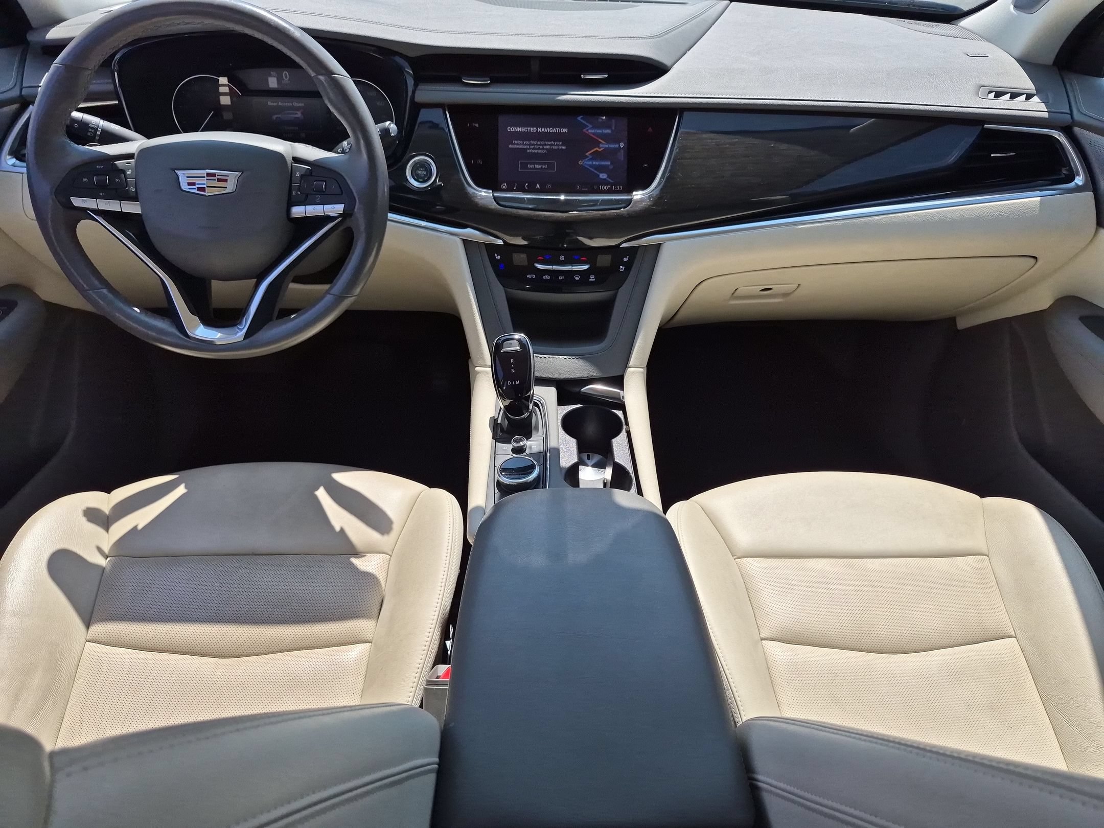 Certified 2023 Cadillac XT6 Premium Luxury w/ LPO, Floor Liner Package AWD/4WD image 31
