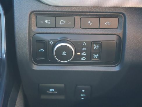 Used 2024 Ford F250 Platinum AWD/4WD image 16
