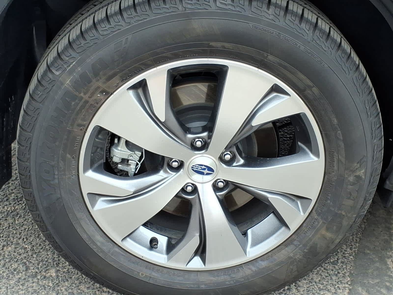Used 2020 Subaru Ascent Premium w/ Convenience Package AWD/4WD image 10
