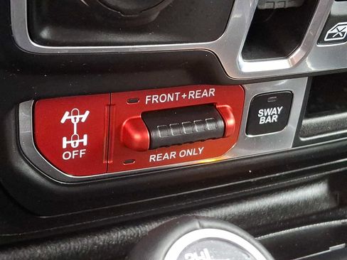 Used 2018 Jeep Wrangler Unlimited Rubicon image 21