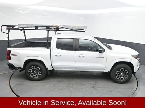 Used 2024 Chevrolet Colorado Z71 w/ Advanced Trailering Package AWD/4WD image 30
