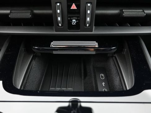 Used 2026 Porsche Cayenne GTS AWD/4WD image 24