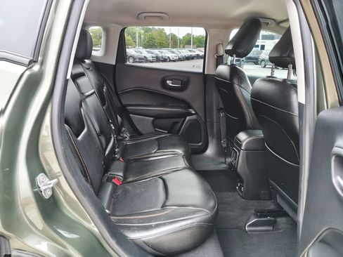 Used 2018 Jeep Compass Limited AWD/4WD image 17