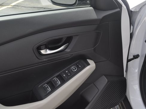 Certified 2023 Honda Accord LX image 15
