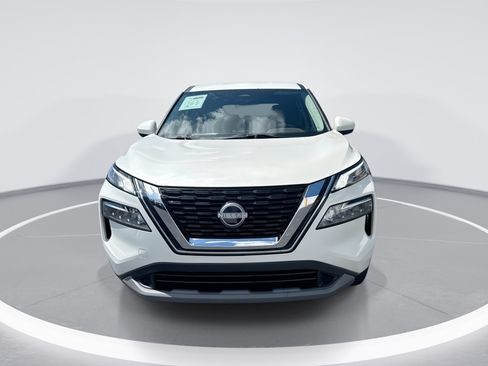 Used 2023 Nissan Rogue SV FWD image 9
