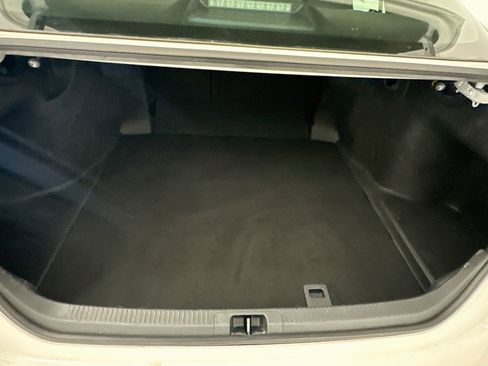 Used 2025 Toyota Camry SE FWD image 30