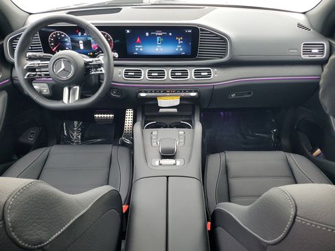 New 2026 Mercedes-Benz GLS 580 4MATIC image 15
