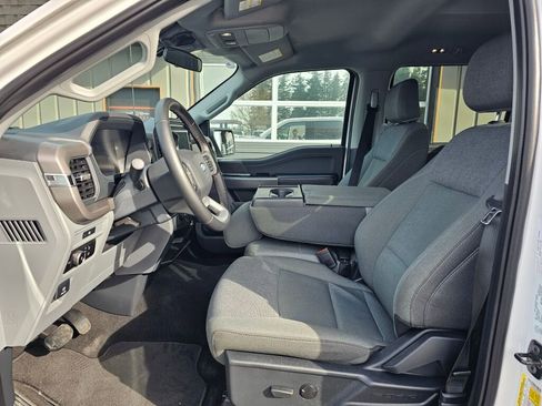 Used 2025 Ford F150 XLT w/ Equipment Group 301A Standard AWD/4WD image 21