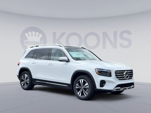 New 2026 Mercedes-Benz GLB 250 4MATIC image 2