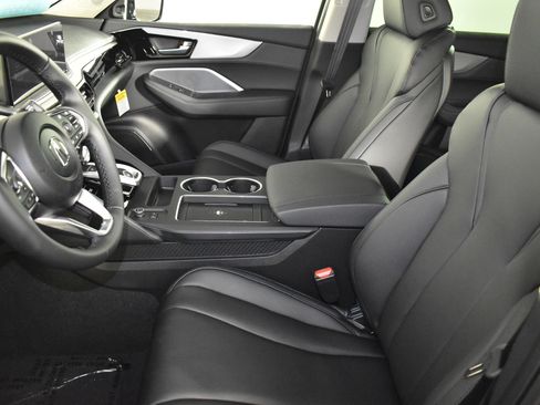 New 2025 Acura MDX SH-AWD image 14