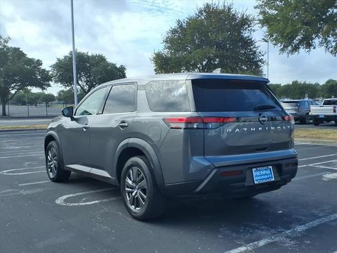 Used 2022 Nissan Pathfinder S FWD image 7