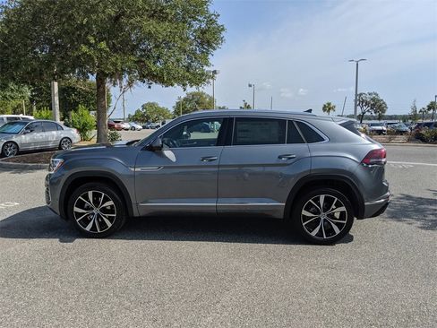 New 2025 Volkswagen Atlas Cross Sport SEL Premium R-Line image 9