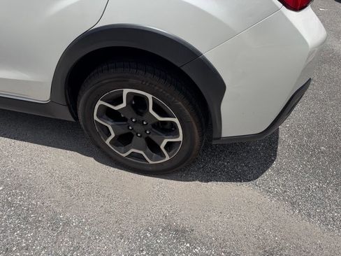 Used 2014 Subaru Crosstrek 2.0i Limited AWD/4WD image 8