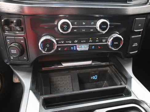 Used 2024 Ford F250 Lariat w/ Lariat Ultimate Package image 9