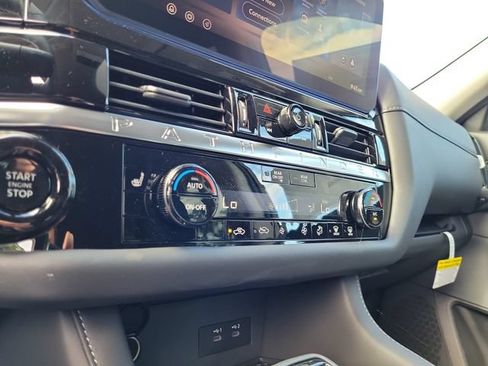 New 2026 Nissan Pathfinder SV AWD/4WD image 30