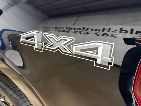 Used 2023 Ford F150 Lariat w/ Equipment Group 502A High image 28