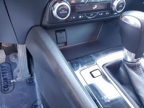 Used 2017 MAZDA CX-5 Touring w/ Preferred Equipment Package image 25