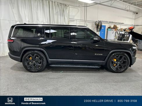 Used 2023 Rivian R1S Adventure AWD/4WD image 9