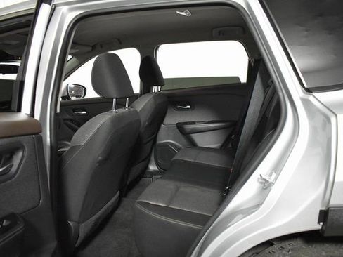 Certified 2023 Nissan Rogue SV image 29