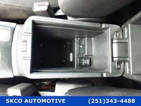 Used 2018 Mitsubishi Outlander LE image 25