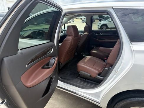 Used 2020 Buick Enclave Avenir FWD image 27