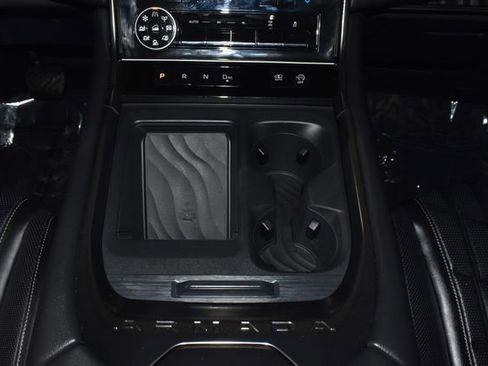 Used 2025 Nissan Armada PRO-4X image 20