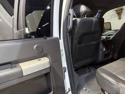 Used 2014 Ford F250 Lariat w/ Lariat Interior Package image 23
