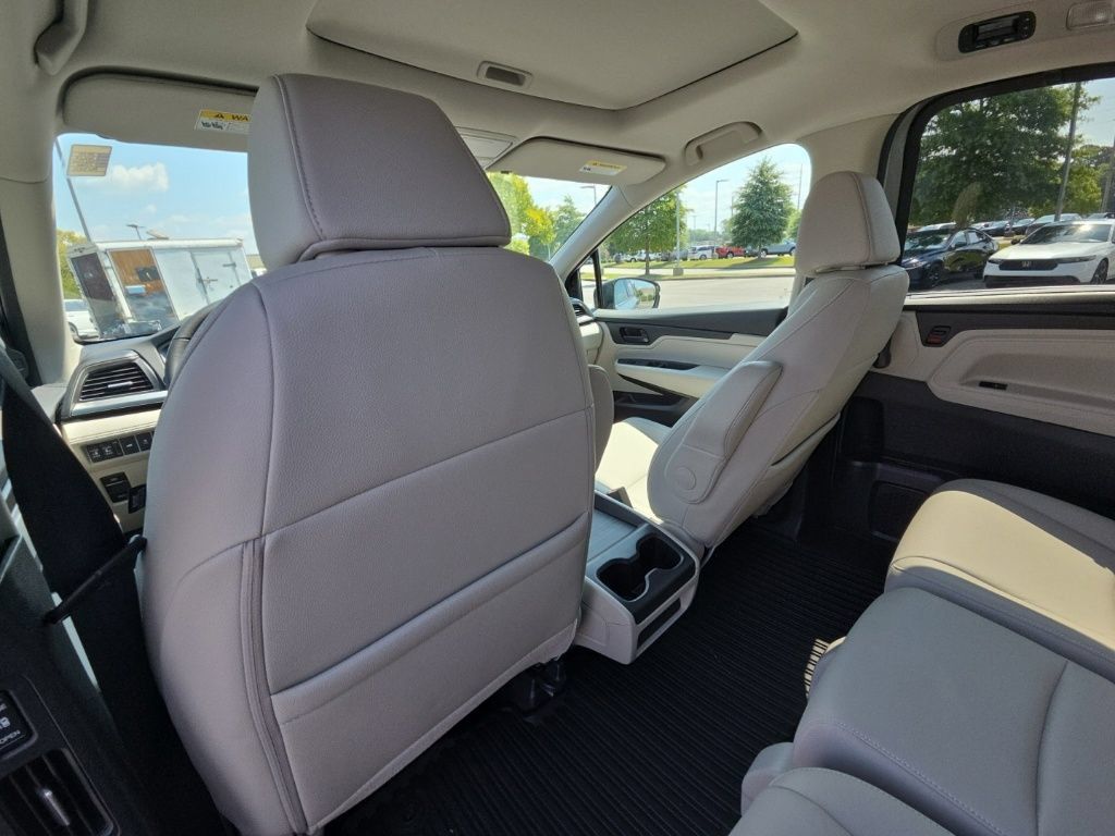 Used 2026 Honda Odyssey EX-L image 14