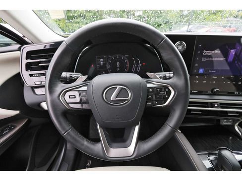 Used 2024 Lexus RX 350 FWD w/ Technology Package image 13