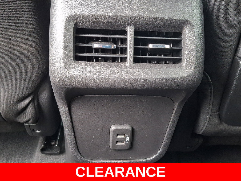 Used 2024 GMC Terrain SLE AWD/4WD image 11