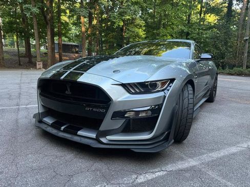 Used 2021 Ford Mustang Shelby GT500 w/ Technology Package RWD image 4