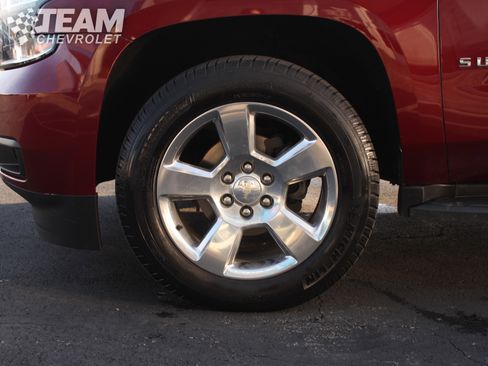Used 2016 Chevrolet Suburban LS image 31