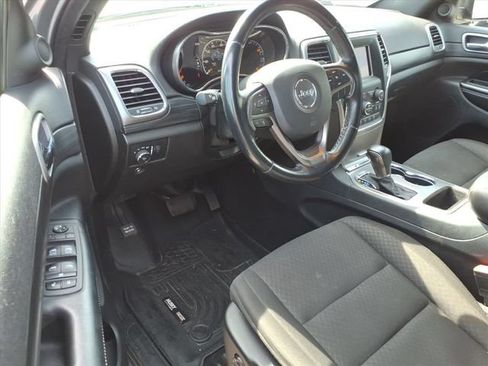 Used 2021 Jeep Grand Cherokee Freedom Edition AWD/4WD image 16