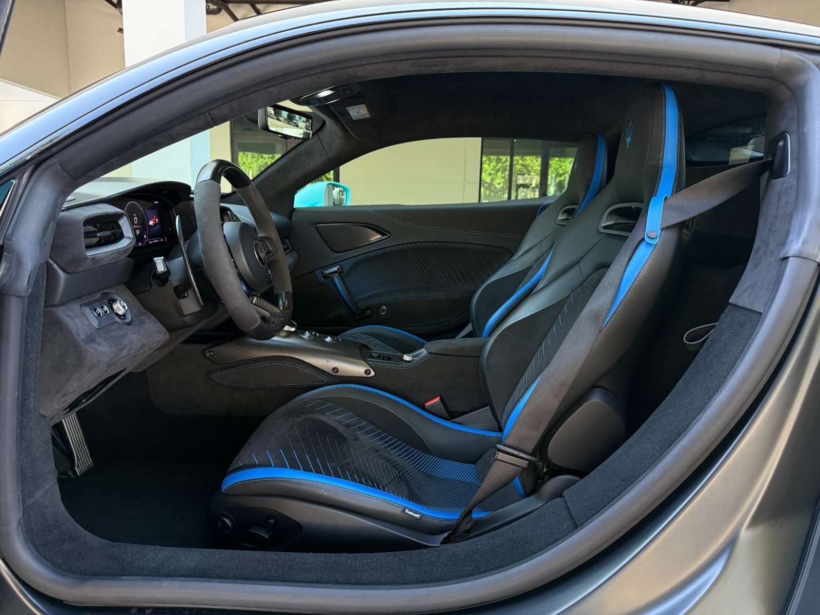 Used 2023 Maserati MC20 Coupe RWD image 21
